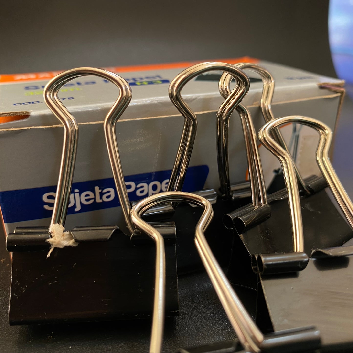 SUJETA PAPEL #3 32mm