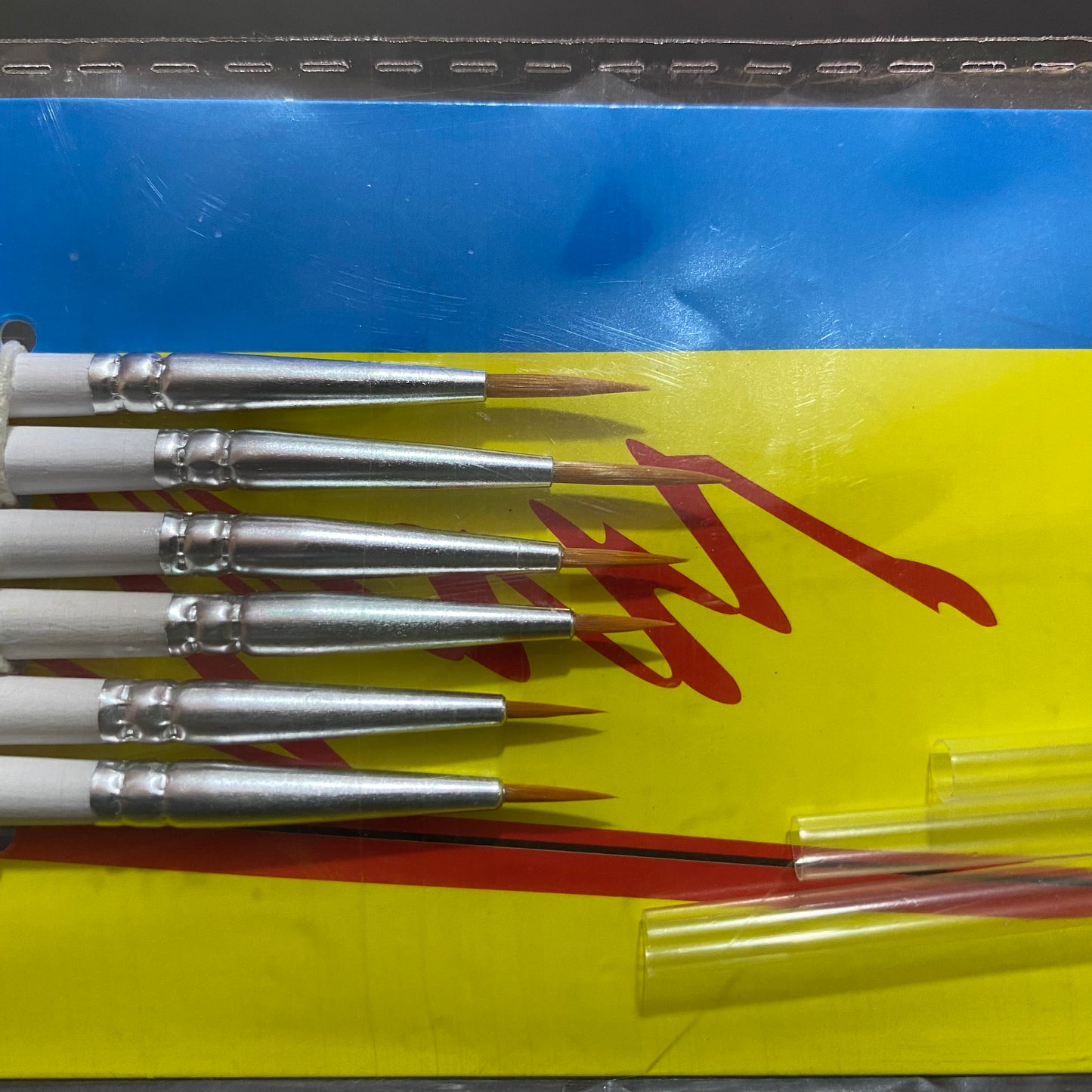 PAQUETE DE PINCELES DELINEADORES