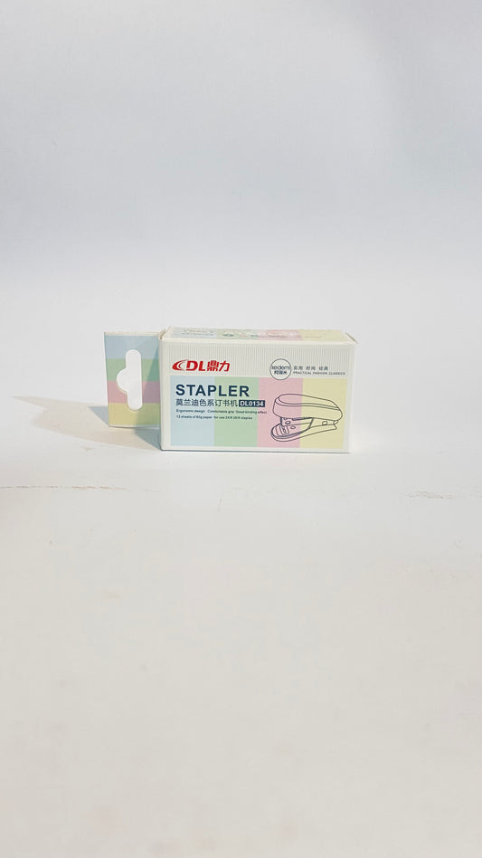 Engrampadora Pequeña