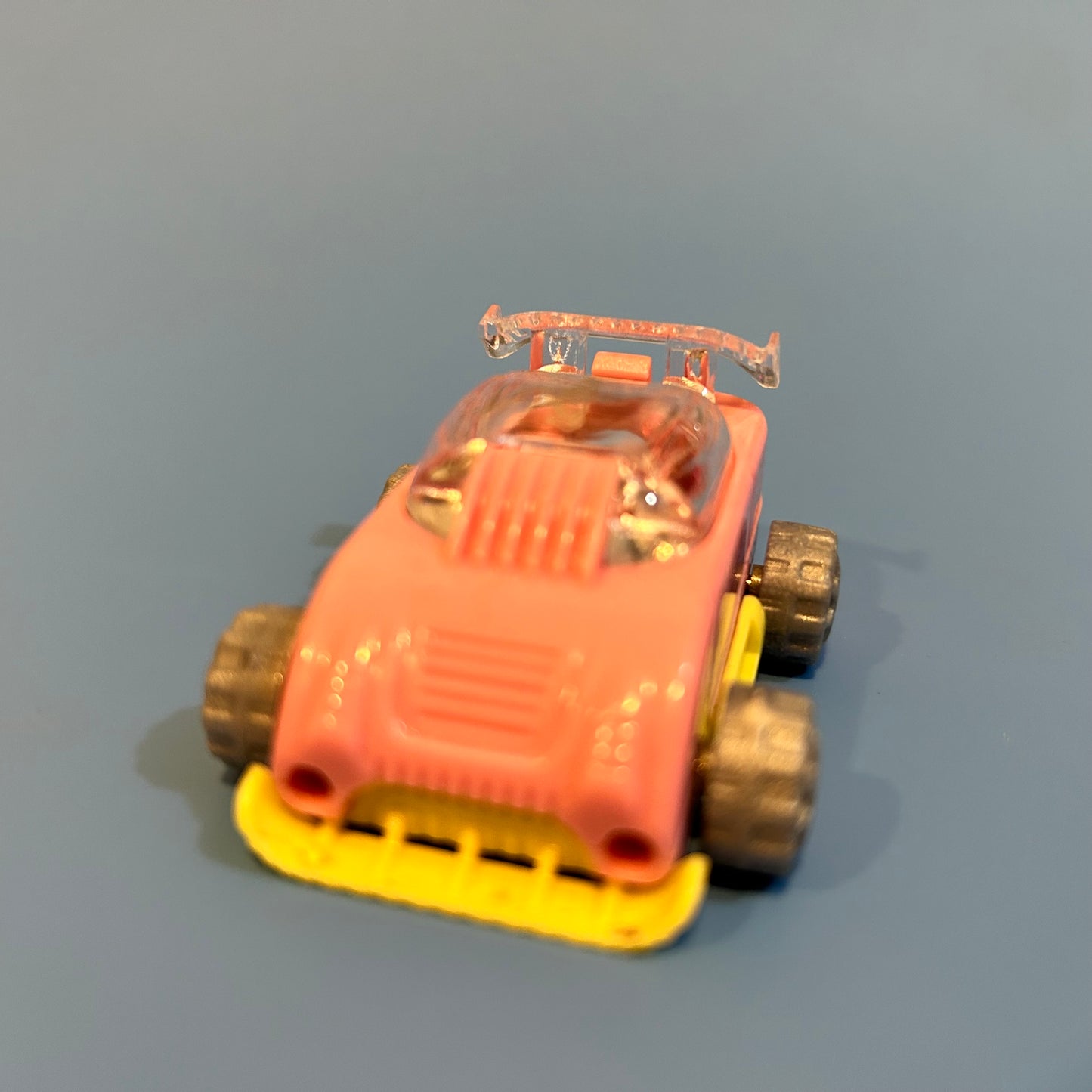 TAJADOR FORMA DE CARRITO DEPORTIVO YALONG