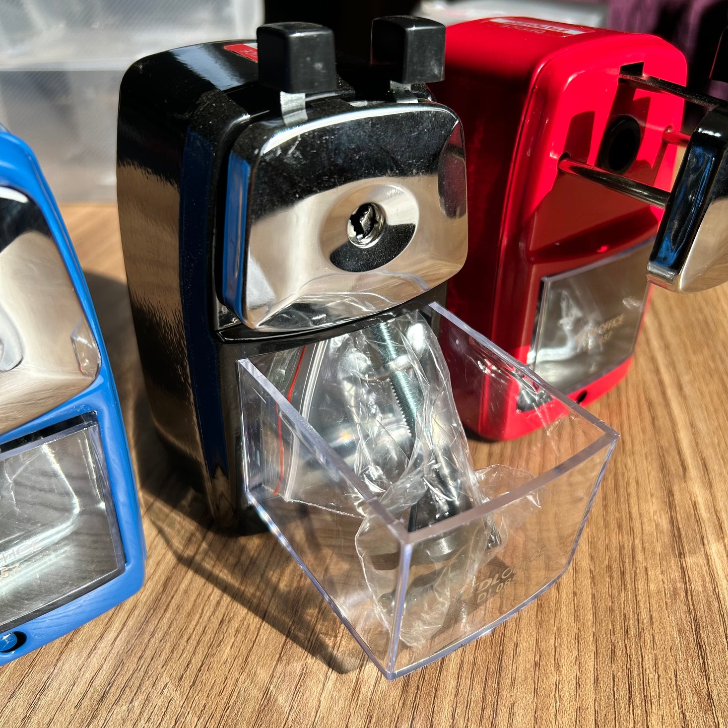 TAJADOR DE MESA METÁLICO ROARI