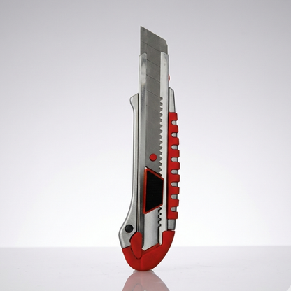 ESTILETE PROFESIONAL 18mm ERGONOMICO K304