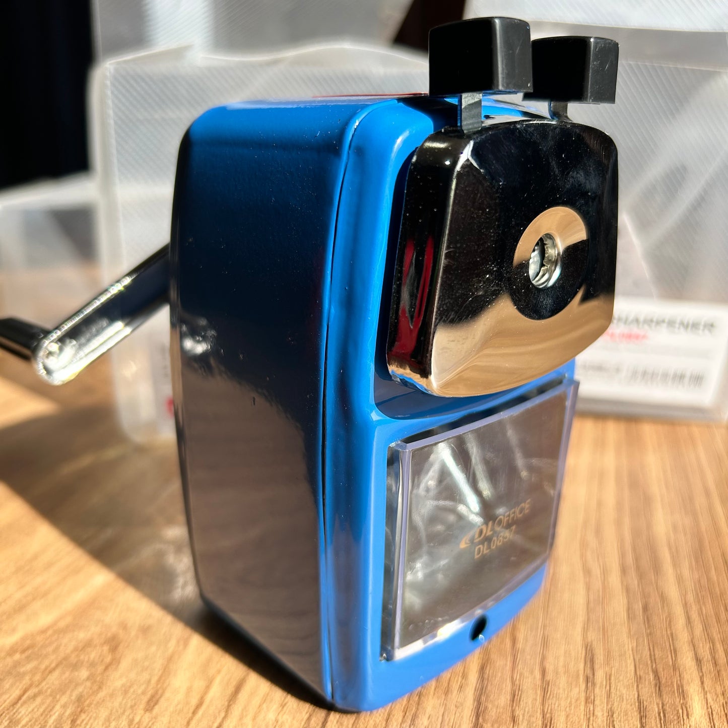 TAJADOR DE MESA METÁLICO ROARI