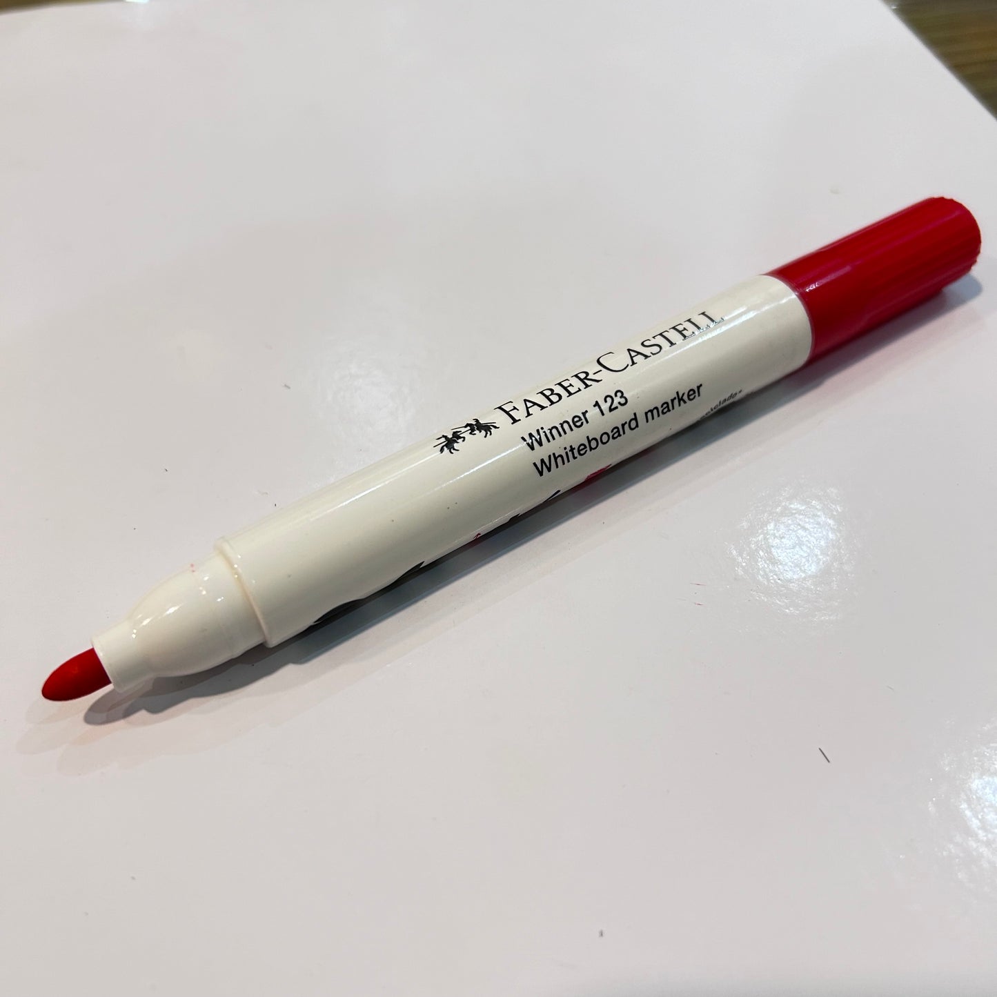 MARCADOR DE PIZARRA FABER CASTELL