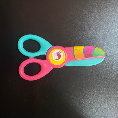 TIJERA DE PLASTICO DE 5" PARA NIÑOS